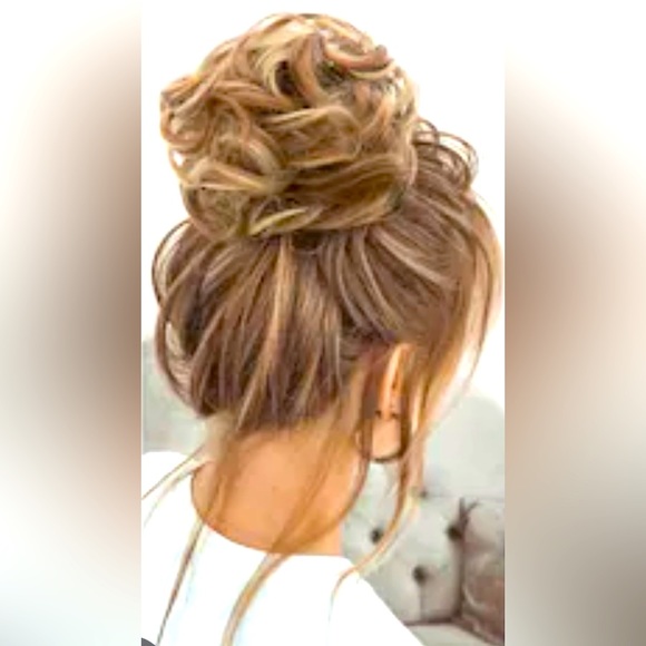 New Messy Bun Hair Piece Scrunchie Updo Wrap Hair Extensions - Picture 1 of 5